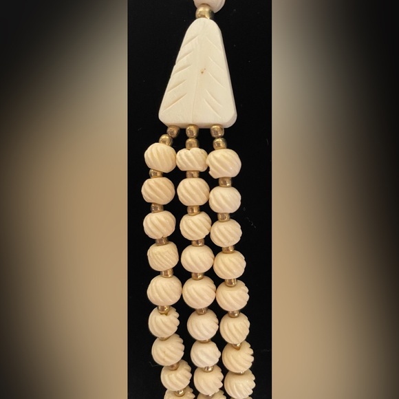 Vintage Carved Bone Graduated Bead Statement Necklace - Picture 5 of 9
